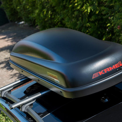 Kamei Husky 300 dakkoffer - matzwart - opening rechts (levertijd op aanvraag)